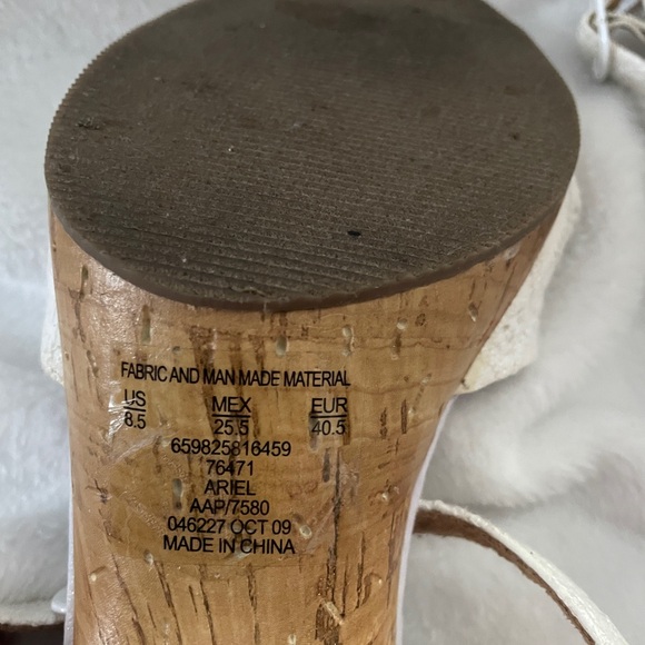 White Bahama Cotton Sandals - Picture 3 of 7